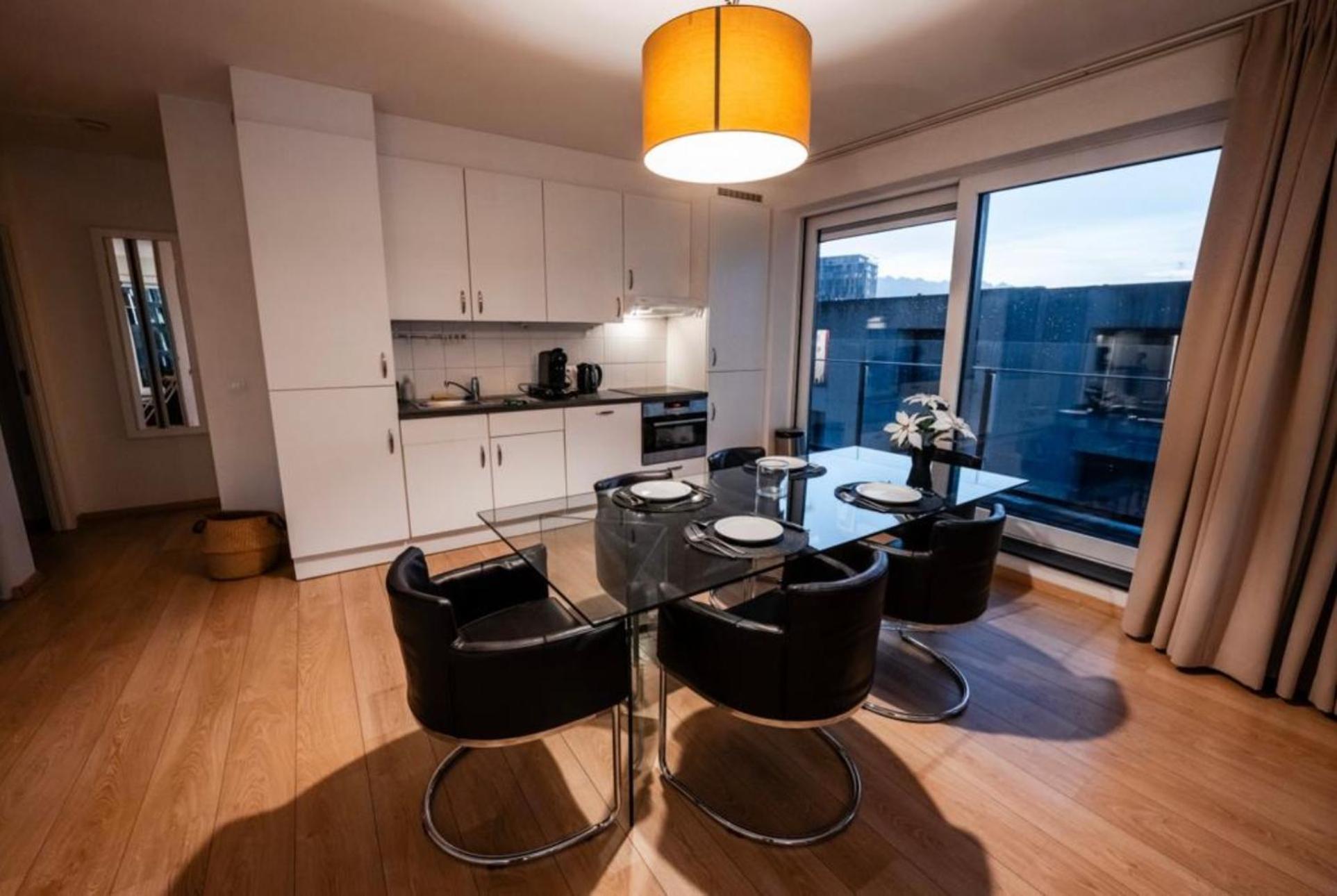 Apartamento With Stunning View In Center Bruxelas
